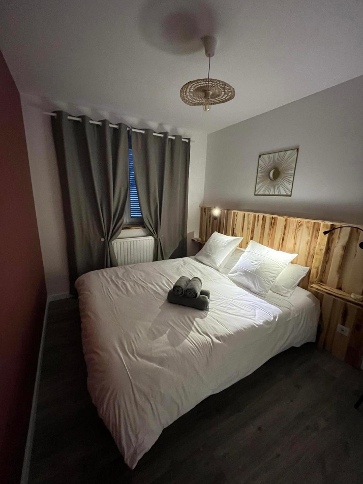 Grand Gite Des Pins Chaumousey Zewnętrze zdjęcie